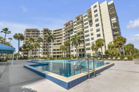 Condominio en venta en Pompano Beach, Florida, 2 dormitorios, 132.57 m2 № 1217390 - foto 30