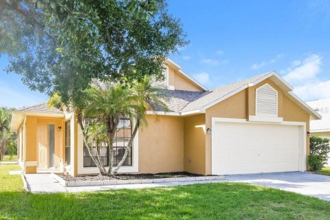 Villa ou maison à louer à Orlando, Floride: 3 chambres, 132.39 m2 № 1352672 - photo 3