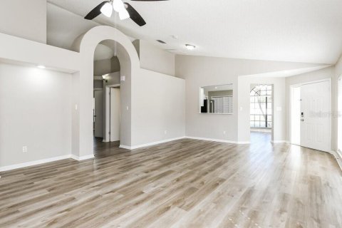 Villa ou maison à louer à Orlando, Floride: 3 chambres, 132.39 m2 № 1352672 - photo 4