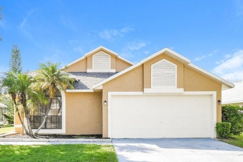 Villa ou maison à louer à Orlando, Floride: 3 chambres, 132.39 m2 № 1352672 - photo 1