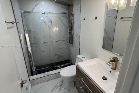 Copropriété à vendre à Miami, Floride: 2 chambres, 83.52 m2 № 1358465 - photo 18