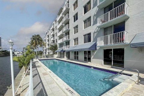 Copropriété à vendre à Miami, Floride: 2 chambres, 83.52 m2 № 1358465 - photo 21