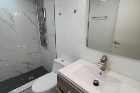 Condominio en venta en Miami, Florida, 2 dormitorios, 83.52 m2 № 1358465 - foto 19