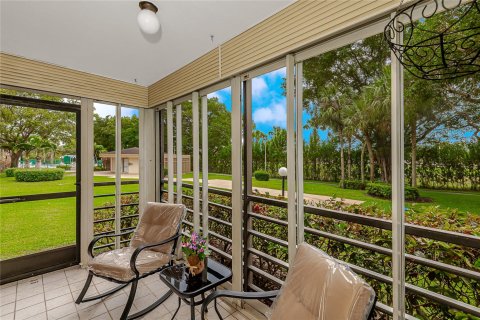 Copropriété à vendre à Pembroke Pines, Floride: 2 chambres, 117.06 m2 № 1160870 - photo 23