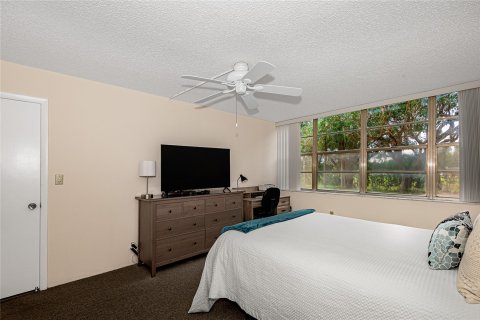 Copropriété à vendre à Pembroke Pines, Floride: 2 chambres, 117.06 m2 № 1160870 - photo 4