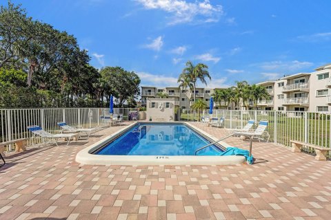 Copropriété à vendre à Lantana, Floride: 2 chambres, 83.52 m2 № 1160854 - photo 5