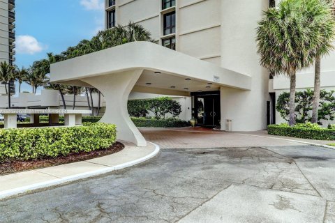 Condominio en venta en Riviera Beach, Florida, 2 dormitorios, 119.94 m2 № 1234738 - foto 6