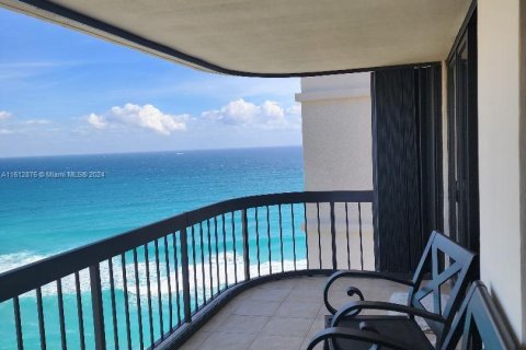 Copropriété à vendre à Riviera Beach, Floride: 2 chambres, 119.94 m2 № 1234738 - photo 1