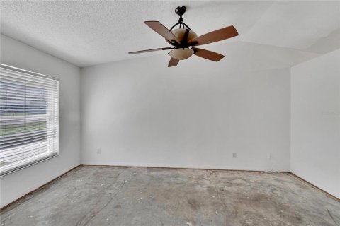 House in Lakeland, Florida 3 bedrooms, 94.57 sq.m. № 1409810 - photo 6