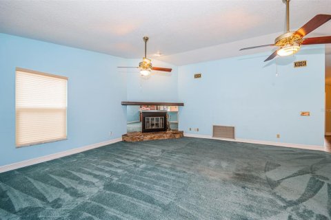 House in Tampa, Florida 3 bedrooms, 158.49 sq.m. № 1349920 - photo 23