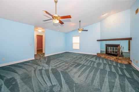 House in Tampa, Florida 3 bedrooms, 158.49 sq.m. № 1349920 - photo 5