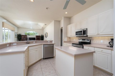 House in Port Charlotte, Florida 3 bedrooms, 209.87 sq.m. № 1382193 - photo 25