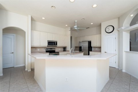 House in Port Charlotte, Florida 3 bedrooms, 209.87 sq.m. № 1382193 - photo 23