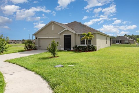 Villa ou maison à vendre à Palm Bay, Floride: 3 chambres, 155.7 m2 № 1382221 - photo 3