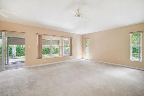 Condo in Sun City Center, Florida, 2 bedrooms  № 1382219 - photo 6