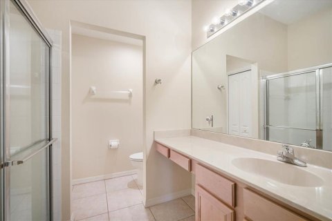 Condo in Sun City Center, Florida, 2 bedrooms  № 1382219 - photo 10