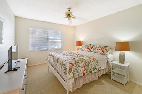 Condo in South Palm Beach, Florida, 3 bedrooms  № 1189885 - photo 14