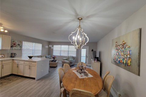 Condominio en venta en Deerfield Beach, Florida, 1 dormitorio, 65.03 m2 № 1153693 - foto 3