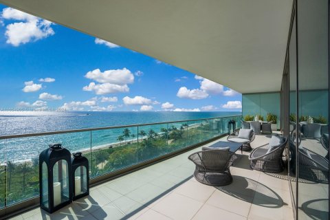 Condominio en venta en Bal Harbour, Florida, 3 dormitorios, 388.8 m2 № 1357221 - foto 15