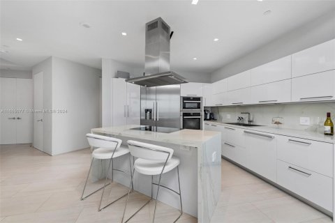 Copropriété à vendre à Miami Beach, Floride: 2 chambres, 148.18 m2 № 1357223 - photo 12