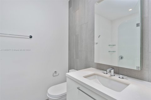 Copropriété à vendre à Miami Beach, Floride: 2 chambres, 148.18 m2 № 1357223 - photo 28