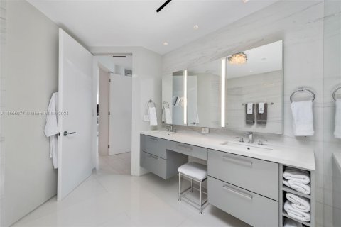 Copropriété à vendre à Miami Beach, Floride: 2 chambres, 148.18 m2 № 1357223 - photo 20