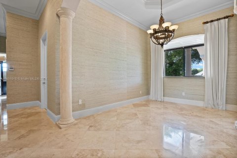 Villa ou maison à vendre à Palmetto Bay, Floride: 5 chambres, 298.12 m2 № 1281518 - photo 9