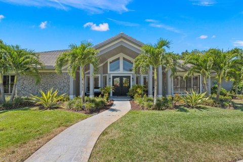 Casa en venta en Palm City, Florida, 3 dormitorios, 324.6 m2 № 1151537 - foto 4