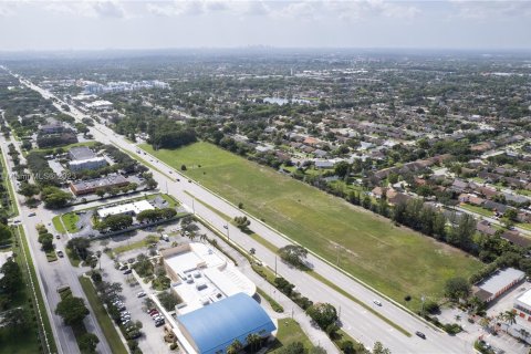 Commercial property in Lauderhill, Florida № 612588 - photo 7