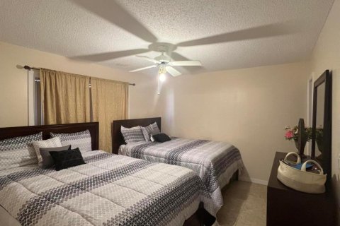 Condo in Sunrise, Florida, 2 bedrooms  № 1221350 - photo 4