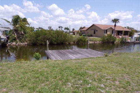 Land in Punta Gorda, Florida № 481455 - photo 2