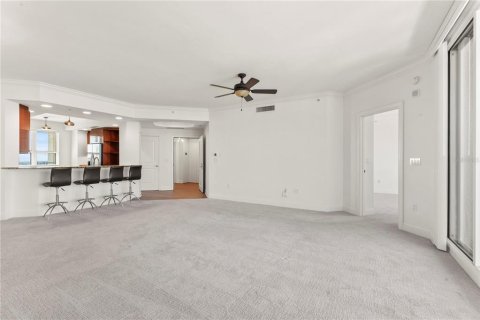 Condo in Tampa, Florida, 3 bedrooms  № 1278869 - photo 19