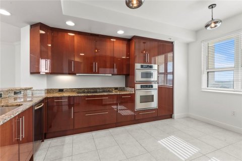 Condominio en venta en Tampa, Florida, 3 dormitorios, 185.8 m2 № 1278869 - foto 9