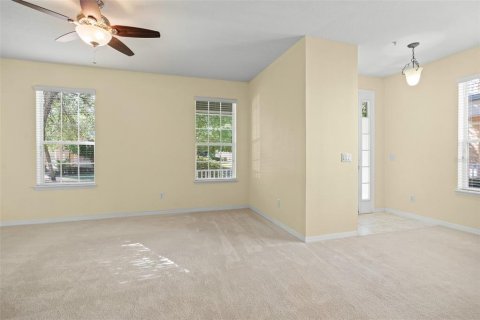 Condo in Orlando, Florida, 3 bedrooms  № 1112660 - photo 5