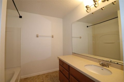 Adosado en alquiler en Apopka, Florida, 3 dormitorios, 169.73 m2 № 1352357 - foto 29