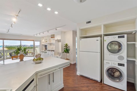 Copropriété à vendre à Fort Lauderdale, Floride: 1 chambre, 83.61 m2 № 1423005 - photo 14