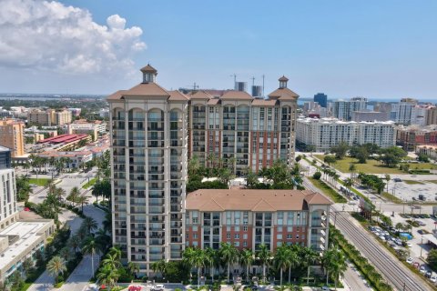 Condo in West Palm Beach, Florida, 1 bedroom  № 1104466 - photo 6