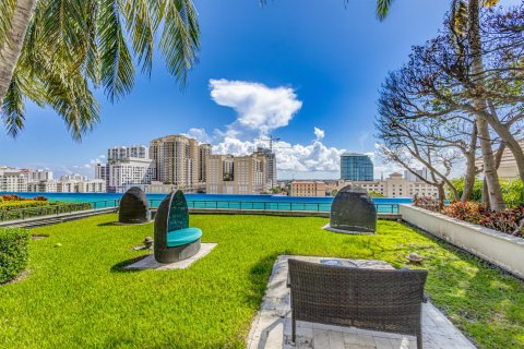 Condo in West Palm Beach, Florida, 1 bedroom  № 1104466 - photo 20