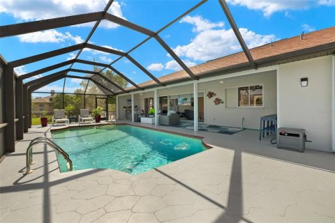 Villa ou maison à vendre à Cape Coral, Floride: 3 chambres, 181.9 m2 № 1354105 - photo 28