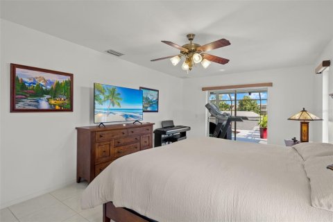 Casa en venta en Cape Coral, Florida, 3 dormitorios, 181.9 m2 № 1354105 - foto 19