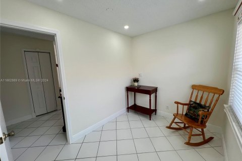 Villa ou maison à vendre à Miramar, Floride: 5 chambres, 218.04 m2 № 1391571 - photo 24