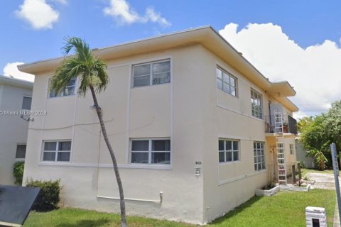 Купить коммерческую недвижимость в Майами-Бич, Флорида № 1008970 - фото 2
