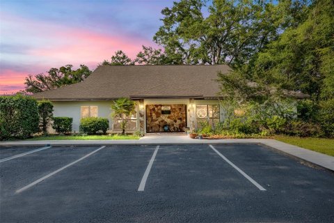 Immobilier commercial à vendre à Gainesville, Floride: 165.92 m2 № 500779 - photo 10