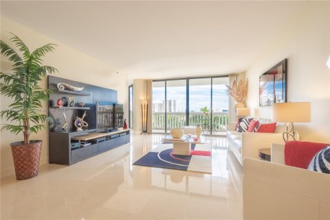 Copropriété à vendre à Aventura, Floride: 2 chambres, 162.58 m2 № 1232879 - photo 5