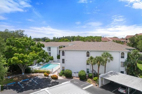 Condo in Bradenton, Florida, 1 bedroom  № 1261911 - photo 1