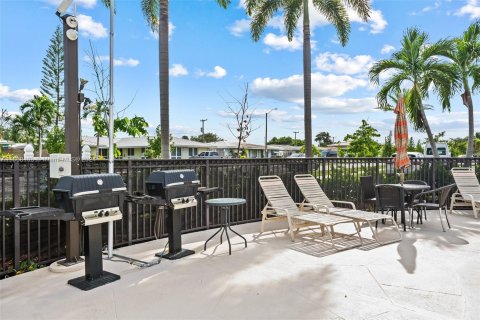 Condo in Fort Lauderdale, Florida, 1 bedroom  № 1360729 - photo 14