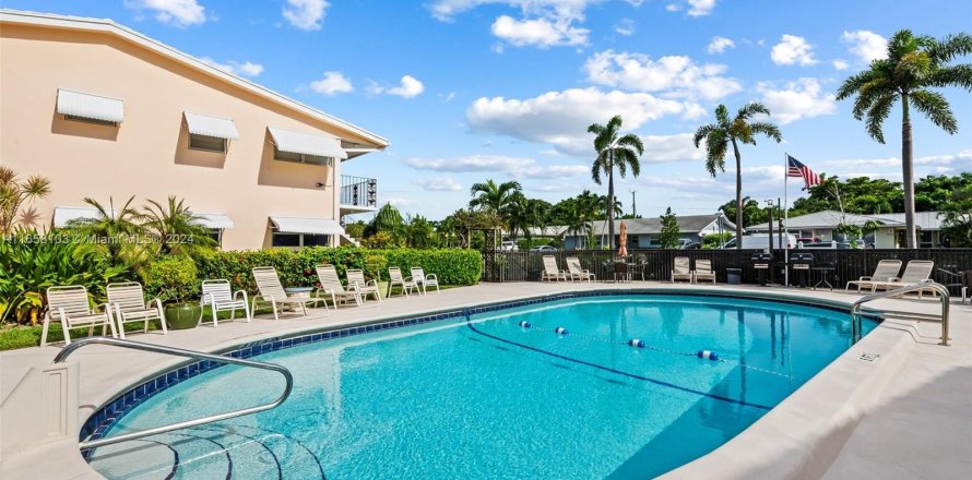 Condo in Fort Lauderdale, Florida, 1 bedroom  № 1360729