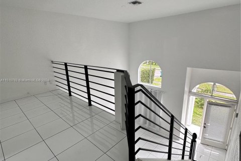 Villa ou maison à vendre à Dania Beach, Floride: 3 chambres, 179.86 m2 № 936383 - photo 19