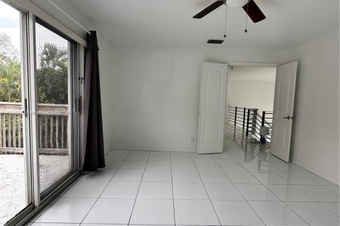 Villa ou maison à vendre à Dania Beach, Floride: 3 chambres, 179.86 m2 № 936383 - photo 25