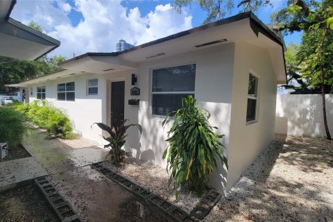 Immobilier commercial à vendre à Miami, Floride: 141.03 m2 № 1103281 - photo 18